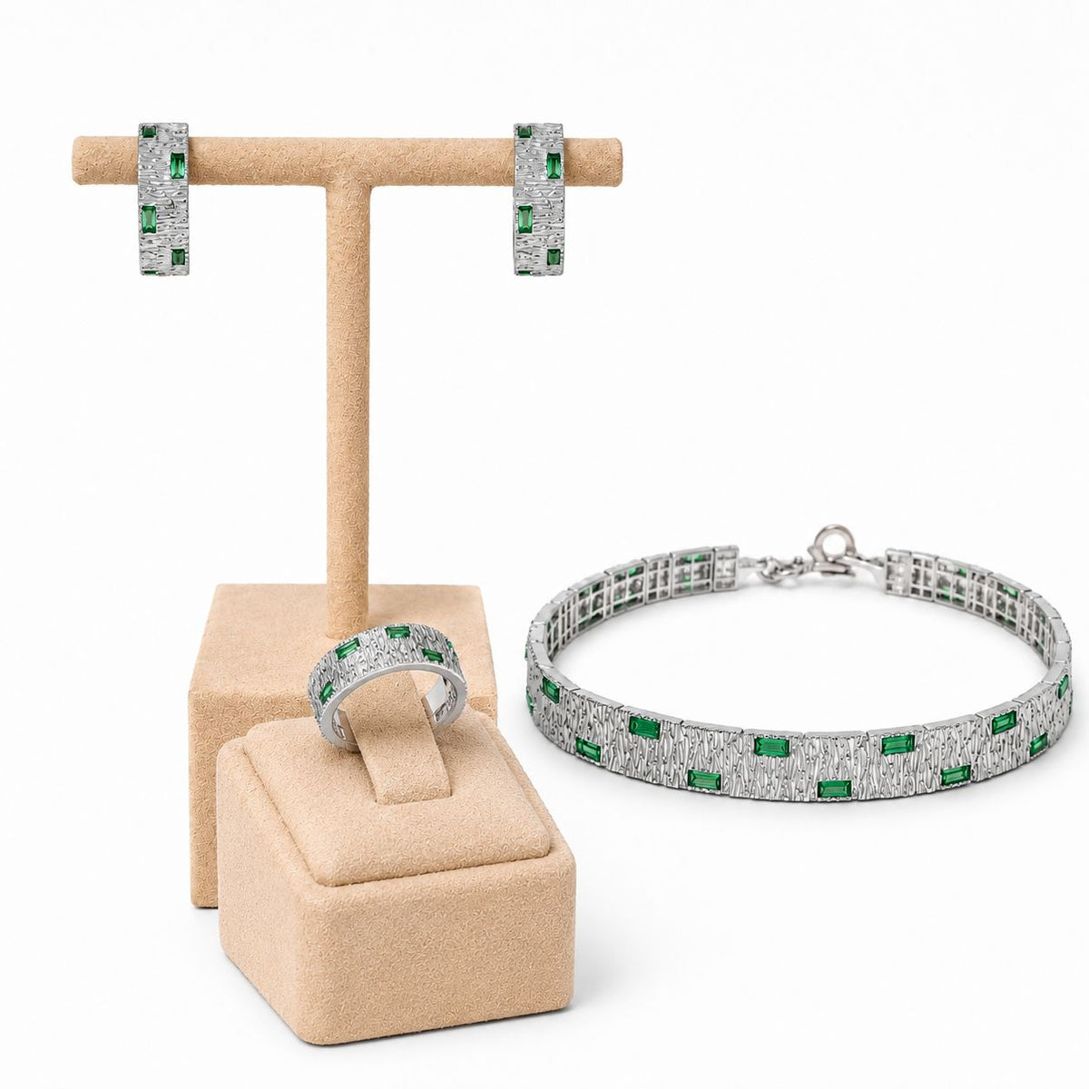 Emerald set